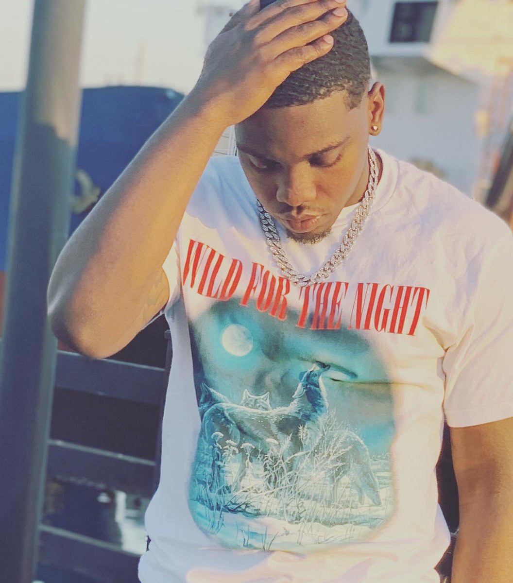 Crich901_'s tweet photo. She wanna ride the wave but my waves too wavey 🥶🍝 #LLJLOVE https://t.co/3bgMI8RQuq