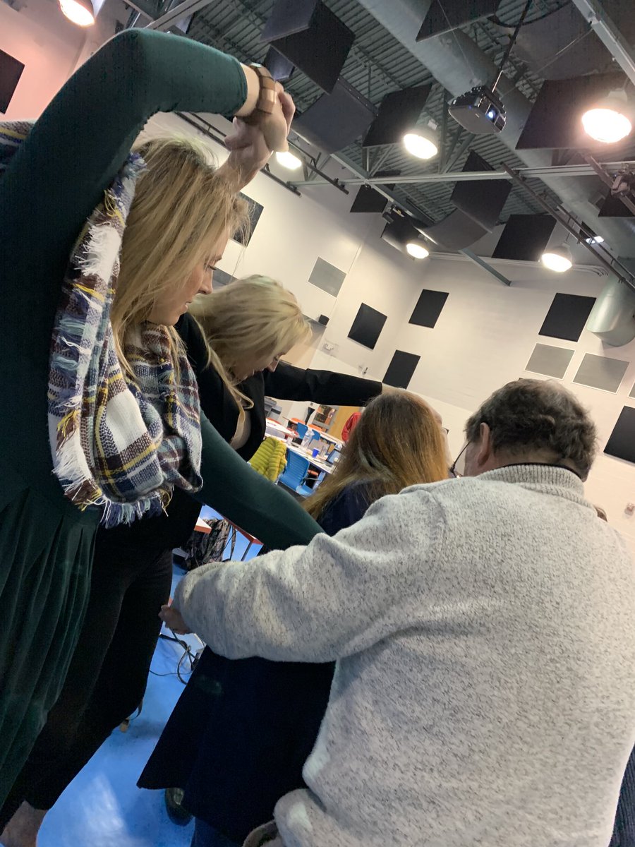 Dr_DanielleW's tweet image. Teachers trying to untie the human knot! Teamwork is important in @codeorg! Yes! #JCPSCODES #JCPSIT3