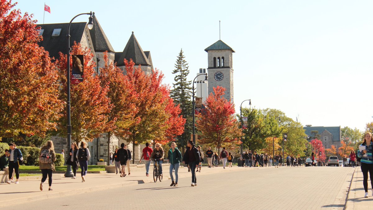 FlemingCollege's tweet photo. Have you thought about staying local to pursue your degree? Visit @ontariotech_u, @queensu, @uofg, or @WesternU today to explore your #FlemingPathways! The Fleming Pathways Fair is from 10 a.m. - 2 p.m. in the KTTC and Steele Centre, Sutherland Campus. https://t.co/kjyr1dqJ3N