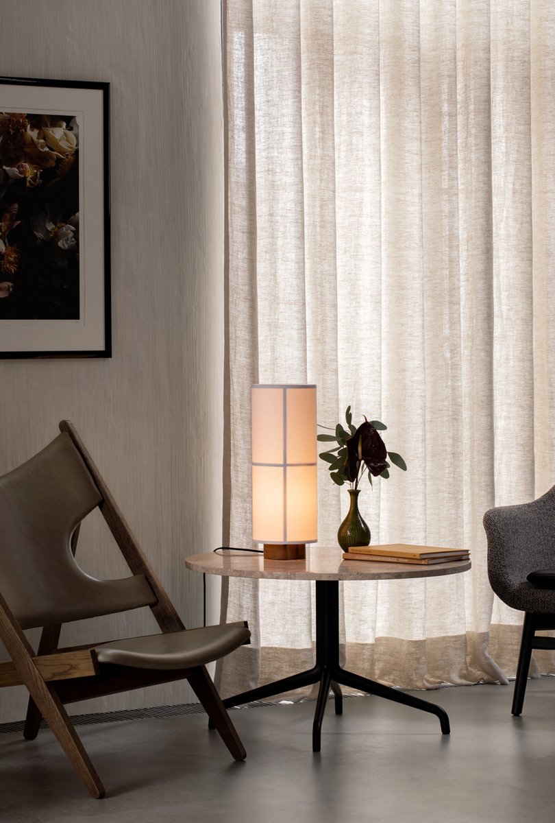 Introducing the Hashira Collection, designed for MENU – a  Nordic take on the traditional Japanese rice paper lantern. A fusion of tradition and modernity and the perfect balance of simplicity and character, Hashira is a collection of floor, pendant and table lamps.