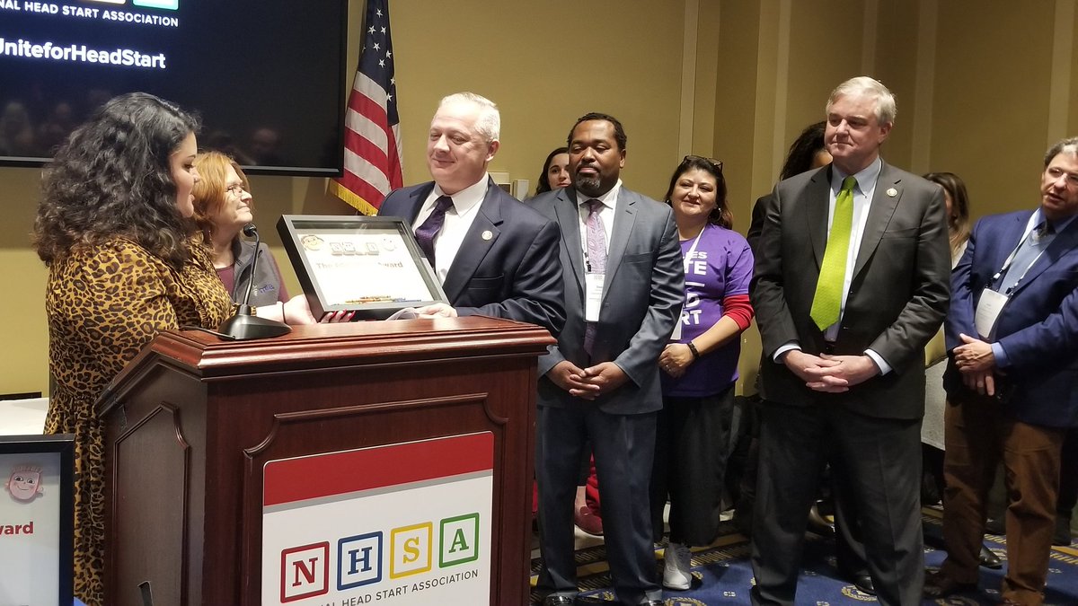 NatlHeadStart's tweet photo. We are so proud to present @RepRiggleman the NHSA PROMISE Award for his leadership in leveraging Head Start to #BreaktheAddictionCycle and address childhood trauma associated with substance abuse. #UniteforHeadStart https://t.co/MHMdTEmFtF