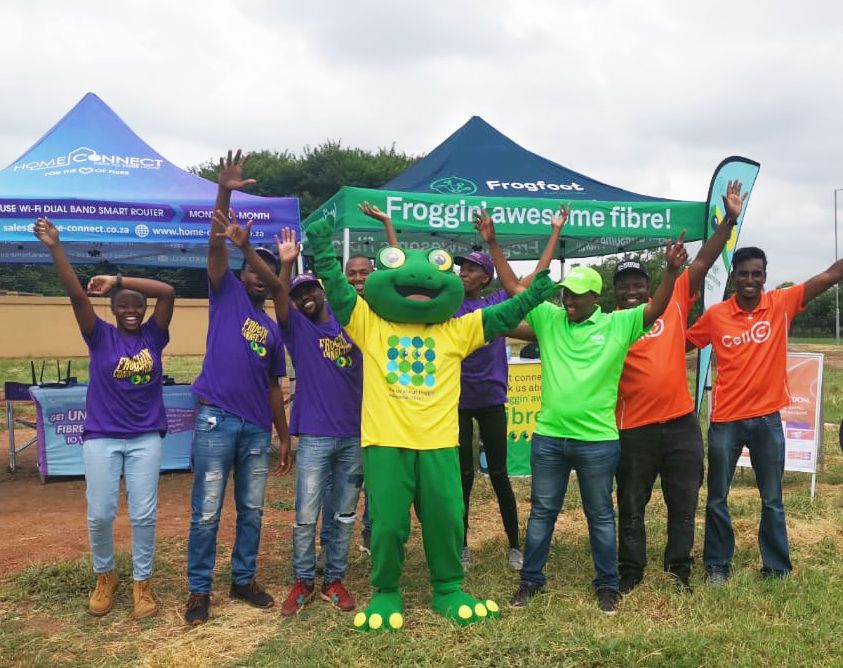 CWHomeConnect's tweet photo. Thank you to all those who joined us at the Doornpoort @FFFibre Home-Connect activation! We had an awesome time.
Get #UnbeatableFibre right here: https://t.co/1RdnCP7p59
Our wifi is: #Symmetrical | #MonthToMonth | #FreeToUseRouter | #Unshaped | #Uncapped https://t.co/koRPz8jHhD