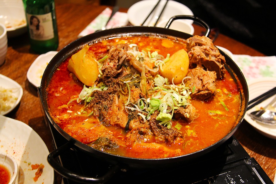 homestartbutser's tweet photo. Enjoy a 3 course meal at Shah Manzil restaurant in Liss, whilst raising money for Home-Start Butser!

7 for 7.30pm on 2 March 2020, £25 per person.

Secure your table ASAP by emailing homestartb@btinternet.com with number of tickets required, your name, address and phone number. https://t.co/5gdtseLvLD