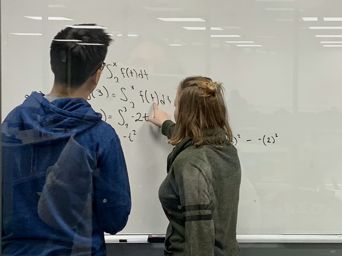 LAUNCHfhs's tweet photo. Students working the math! https://t.co/yazccpAFg4