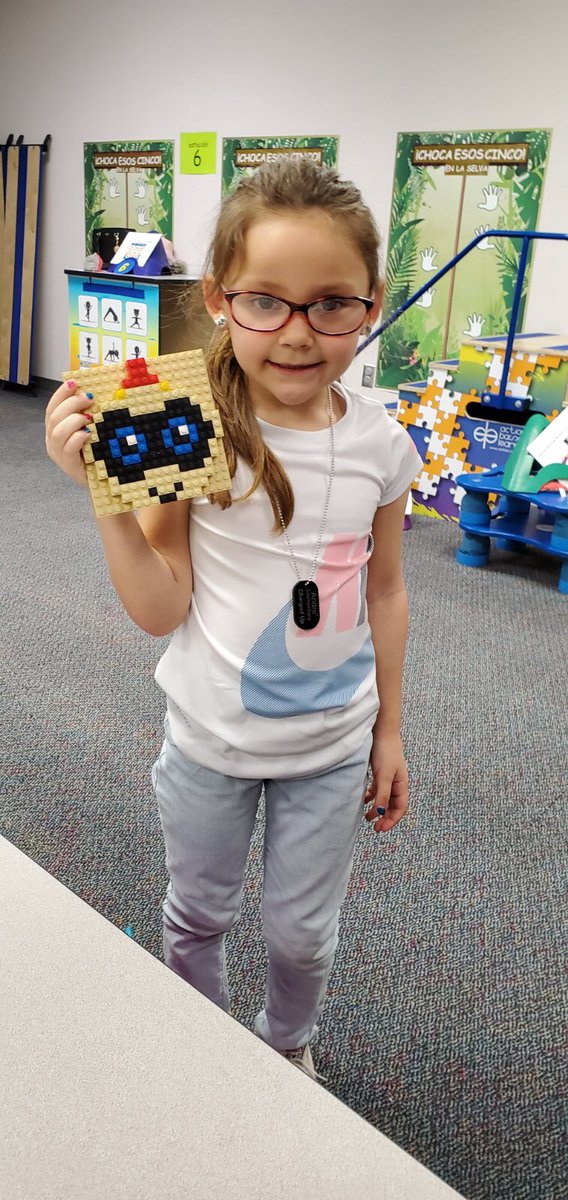 stemincyfair's tweet photo. LEGO superheroes and mosaics @CFISDAndre STEM night @cfisd #cfisdspirit #stemincyfair https://t.co/D1xvjTJUv9