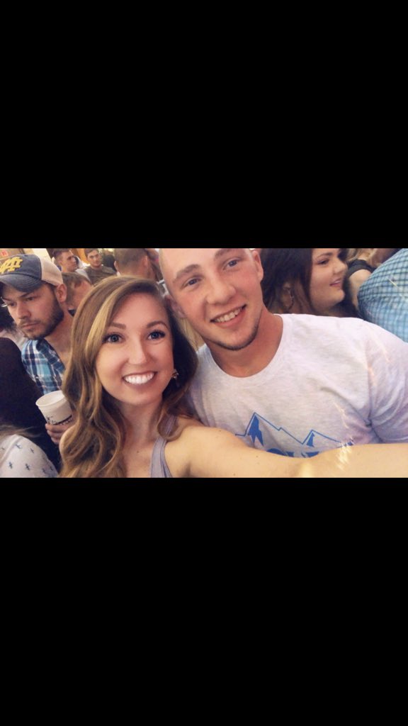 Lindsaay22's tweet photo. Happy birthday huni 😘@codyhayden19 https://t.co/9F9HEAcIPG