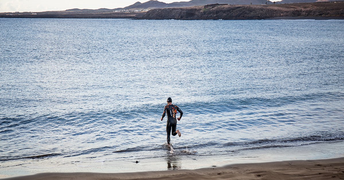 orcasportswear's tweet photo. The sunrise, some calm waters and nature!
Three elements to turn any place into the #PlaceToBe
#BestPlacesToSwim #Orca38 #Triathlon https://t.co/RSAnEgWrtX