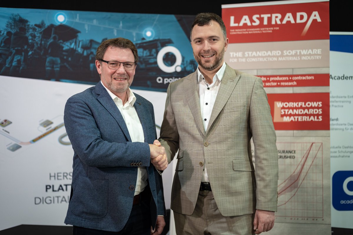 qpointworld's tweet photo. Q Point und LASTRADA haben sicht zusammengetan, um es dem Anlagenbetreiber möglich, alle relevanten Informationen aus dem Laborprogramm in einer einzigen Plattform zu bündeln.... https://t.co/bfJvk7VQZI #qpoint #thebrightsite https://t.co/jVLAFRGANQ