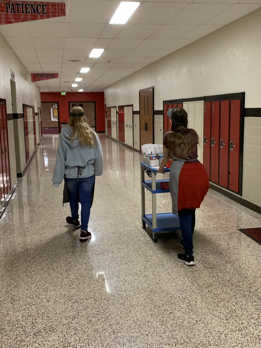 CPontheGo's tweet photo. Busy morning making drinks! Thanks @CPElem teachers for all of your drink orders this morning! https://t.co/f3N5vkFMoi