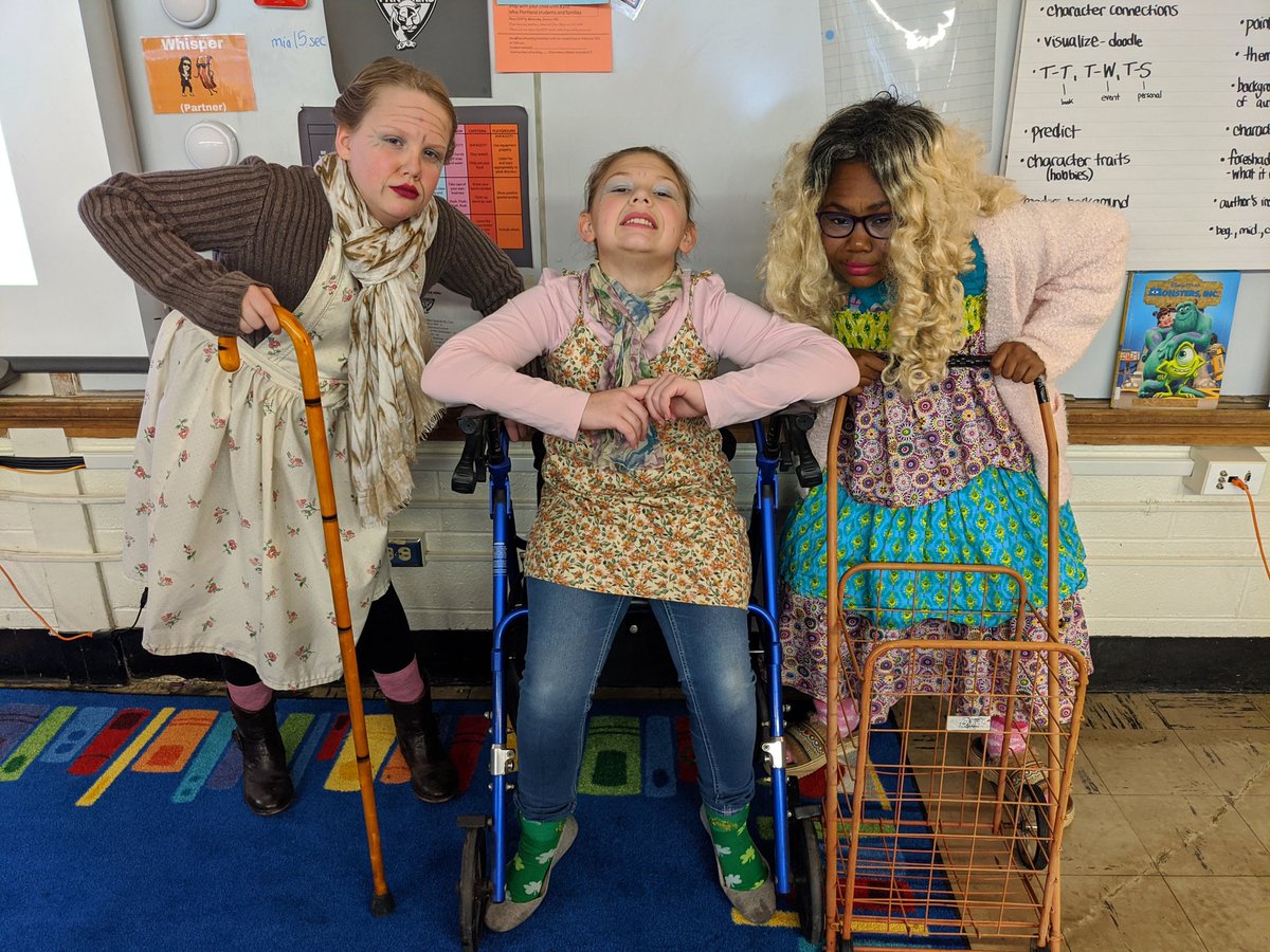 mrscolton417's tweet photo. Happy 100th day from Grandma Rose, Grandma Nancy and Grandma Britney. 👵❤️

#100DaysOfSchool #Grandmapower @SPSPanthers https://t.co/CwIPbwNtDJ