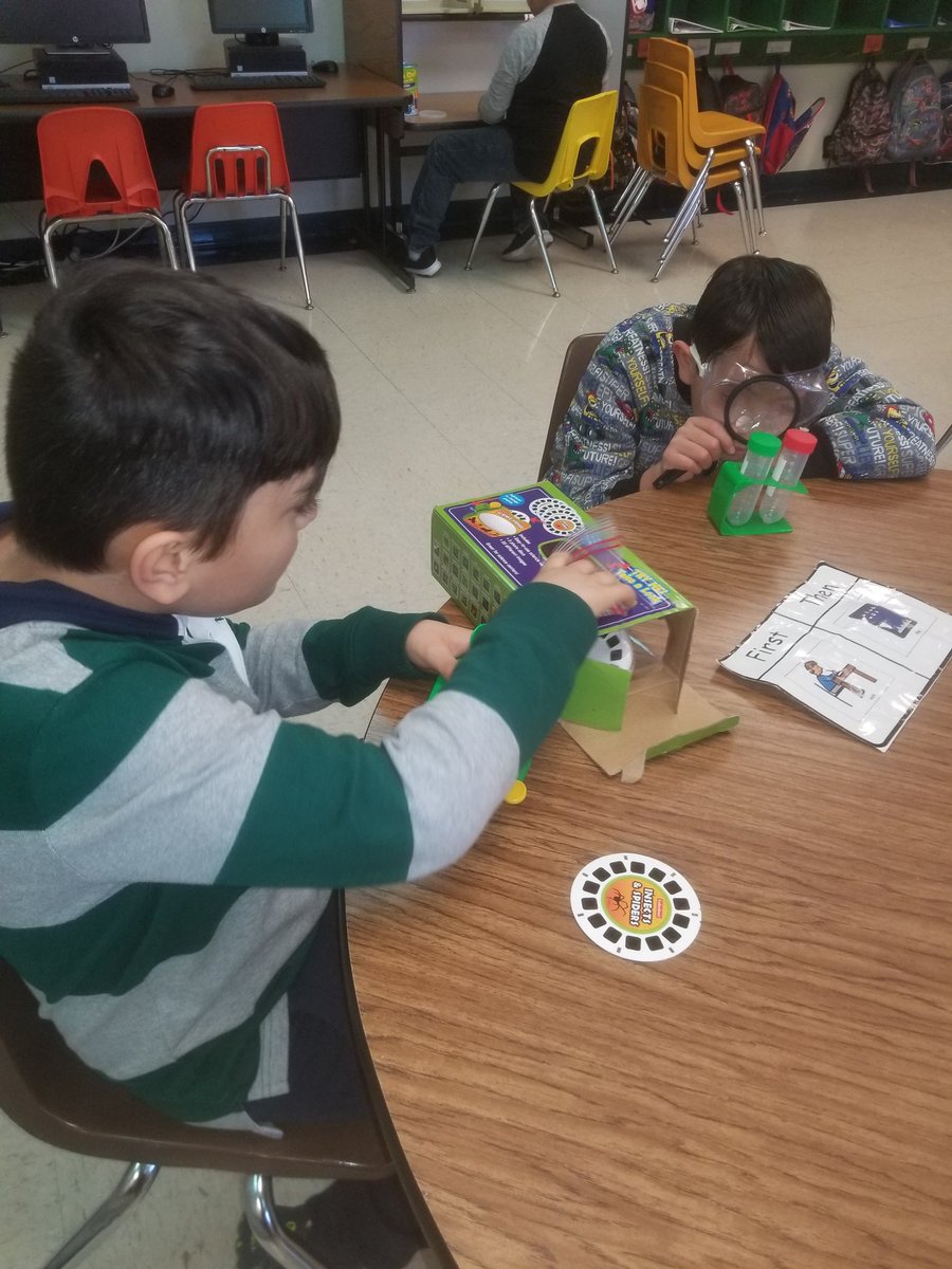 MyrickGlassNISD's tweet photo. #noworksheetwednesday
The kids experimenting with magnetism, rocks, and insects. Oh my! His fun!
@NISDGlass @NISDSpecialEd https://t.co/37XNQO1zHY