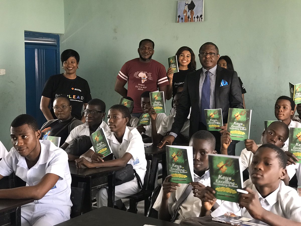 CeeOgbonnaya's tweet photo. More pictures from our Time Mgt. and Goal setting session with our class. Truly, in teaching you learn🥰🥰
#EmployeeVolunteer
#AccessBank
#RBDProjectLead
#iVolunteer https://t.co/AfAqot5YoS