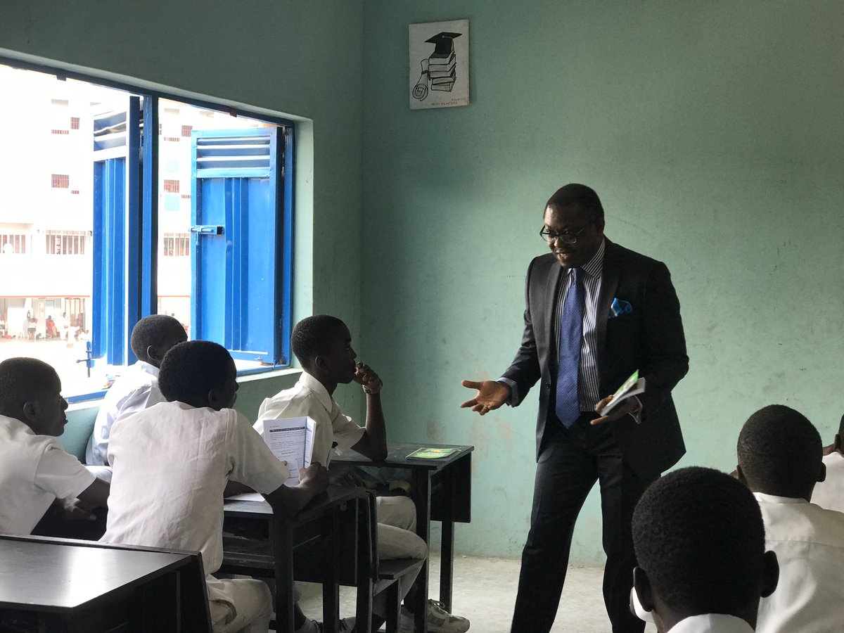 CeeOgbonnaya's tweet photo. More pictures from our Time Mgt. and Goal setting session with our class. Truly, in teaching you learn🥰🥰
#EmployeeVolunteer
#AccessBank
#RBDProjectLead
#iVolunteer https://t.co/AfAqot5YoS