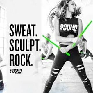 InnerStrengthFS's tweet image. TONIGHT 6:30PM #poundclass #Poundfit @innerstrengthyogabethlehem @innerstrengthfs ift.tt/2Gwuvt7