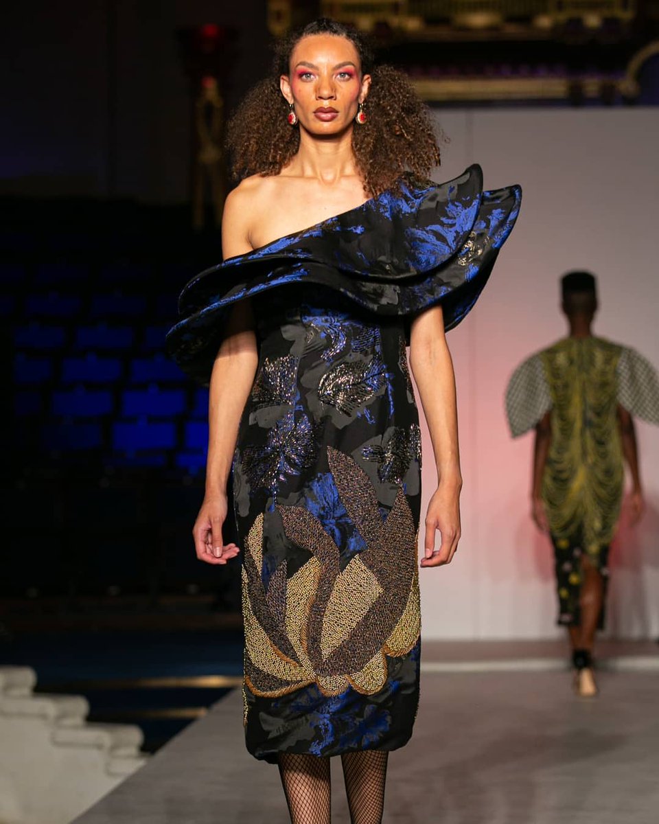 africafwl's tweet photo. #TB to #afwl2019 designer  @onyxbyvalentina 

📢📣Registration for Africa Fashion Week London 2020 #afwl10yearsanniversary is  ON❗️Click link in bio to Register❗️
_____________________________________

#afwl #africanwear #collection #fashion #inspo #design #fashionweek #runway https://t.co/L5qKptQJ4l
