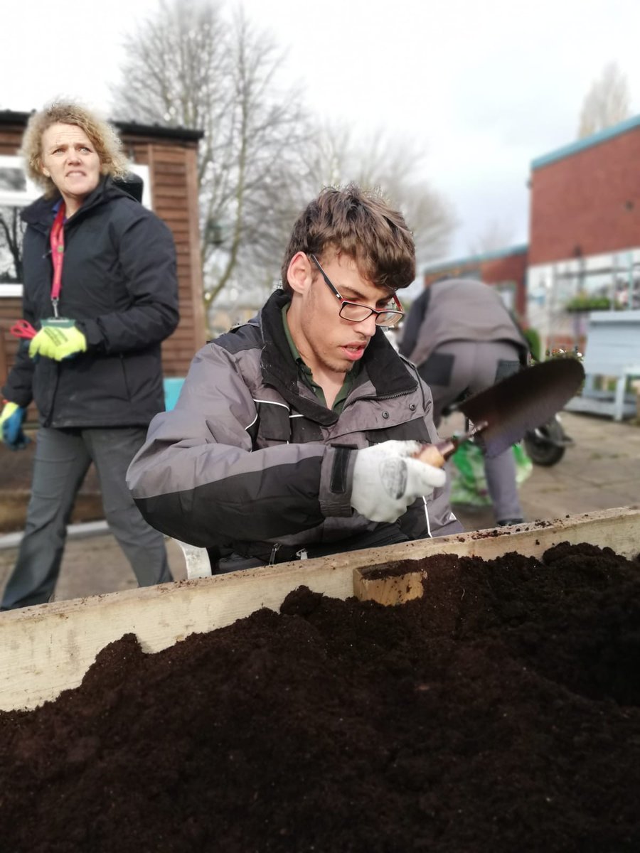 acenorthwest's tweet photo. The ACE Gardeners have been busy today tending to the garden and planting some flower beds!

#ThisIsAce
#AcePlaceGarden https://t.co/4VfN1Pnazf