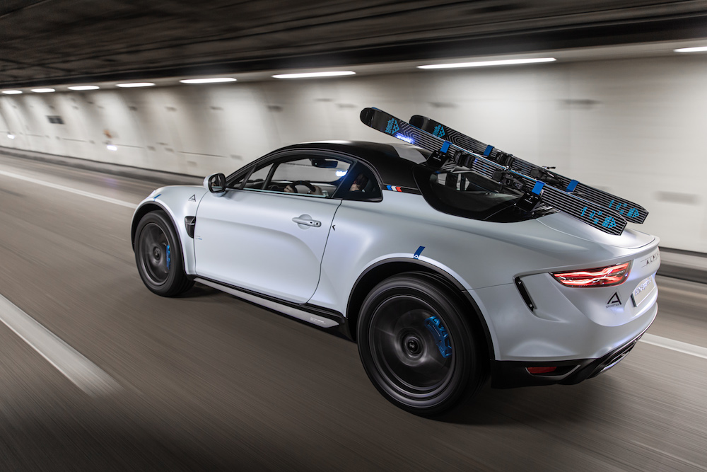 Unveiled last night at @festivalauto, the #AlpineA110 Sports X explores a new facet of sportiness.
With its 80mm wider body and its ground clearance heightened by 60mm, this model proves that the A110 is an inexhaustible source of inspiration for Alpine designers.