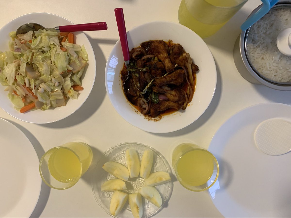 29/1/2020: Nasi + ayam masak bali + sayur kobis goreng + buah epal + air oren sunquick for dinner today 