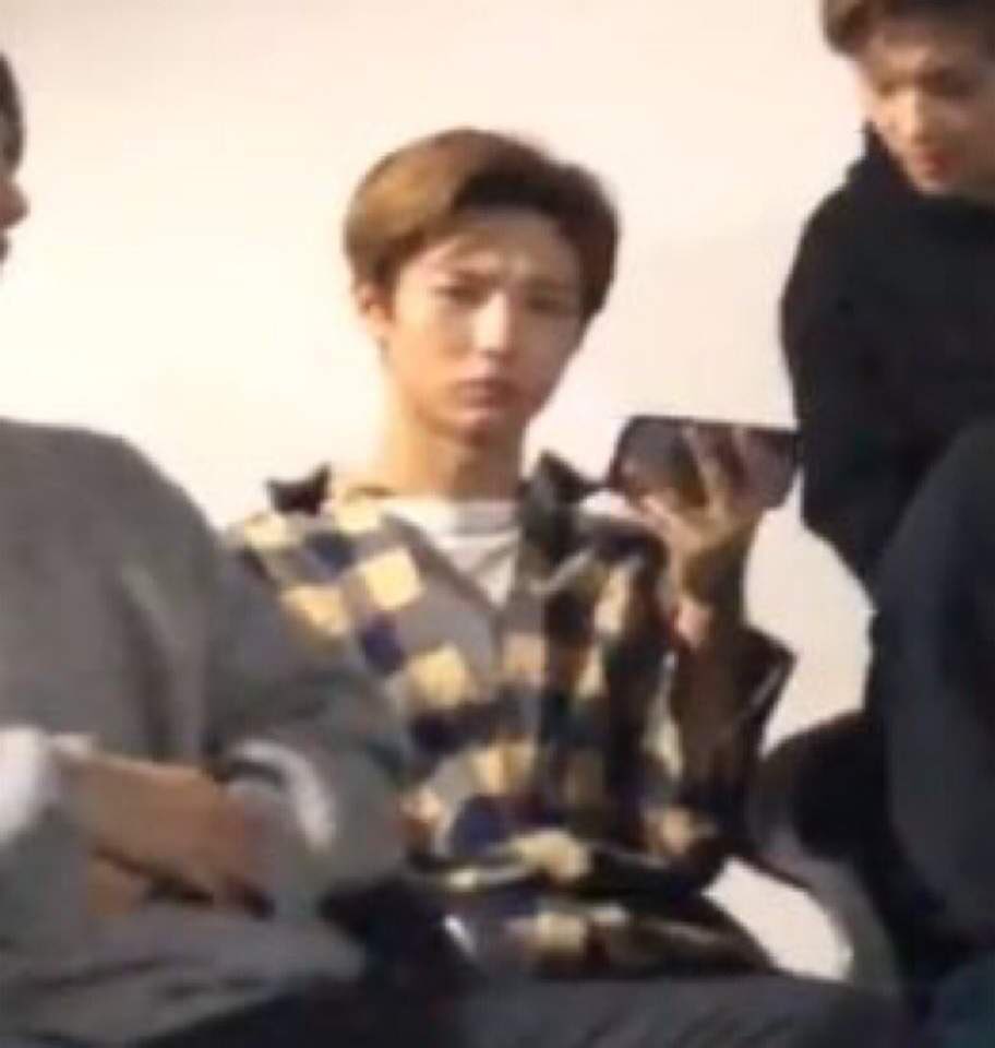 iloveyourenjun's tweet photo. มุ่ยมุ้ย https://t.co/5XuBZh8gBp