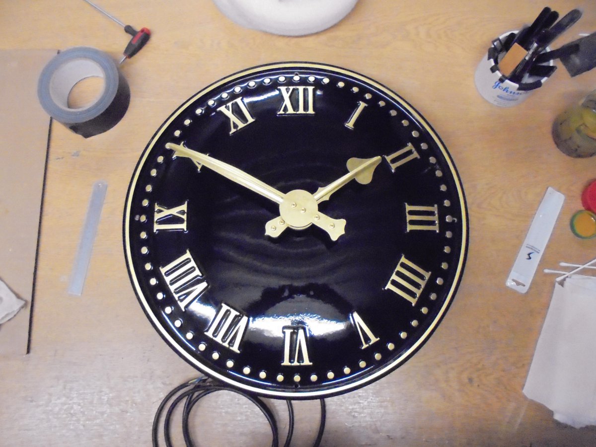 HawkinsClocks's tweet image. A Heritage style clock being completed for a customer. The dial and hands were hand finished with 23 1/2 carat gold leaf and supplied complete with a clock mechanism that runs directly off the mains.

hawkinsclocks.co.uk/clockgallery.h…

#largeexteriorclock #largeoutdoorclock #electricclock