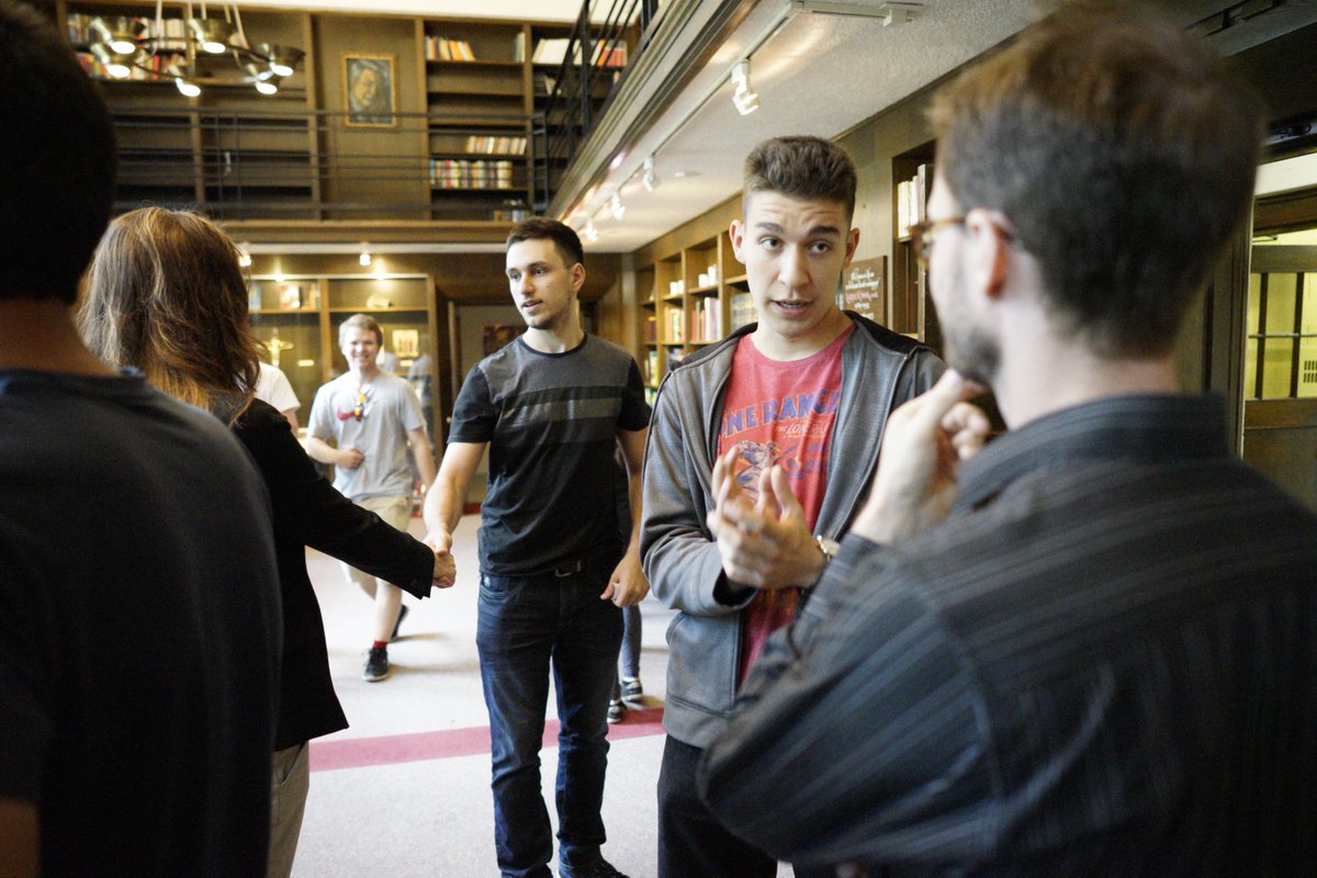 Students meet with professors at St. Michael's 