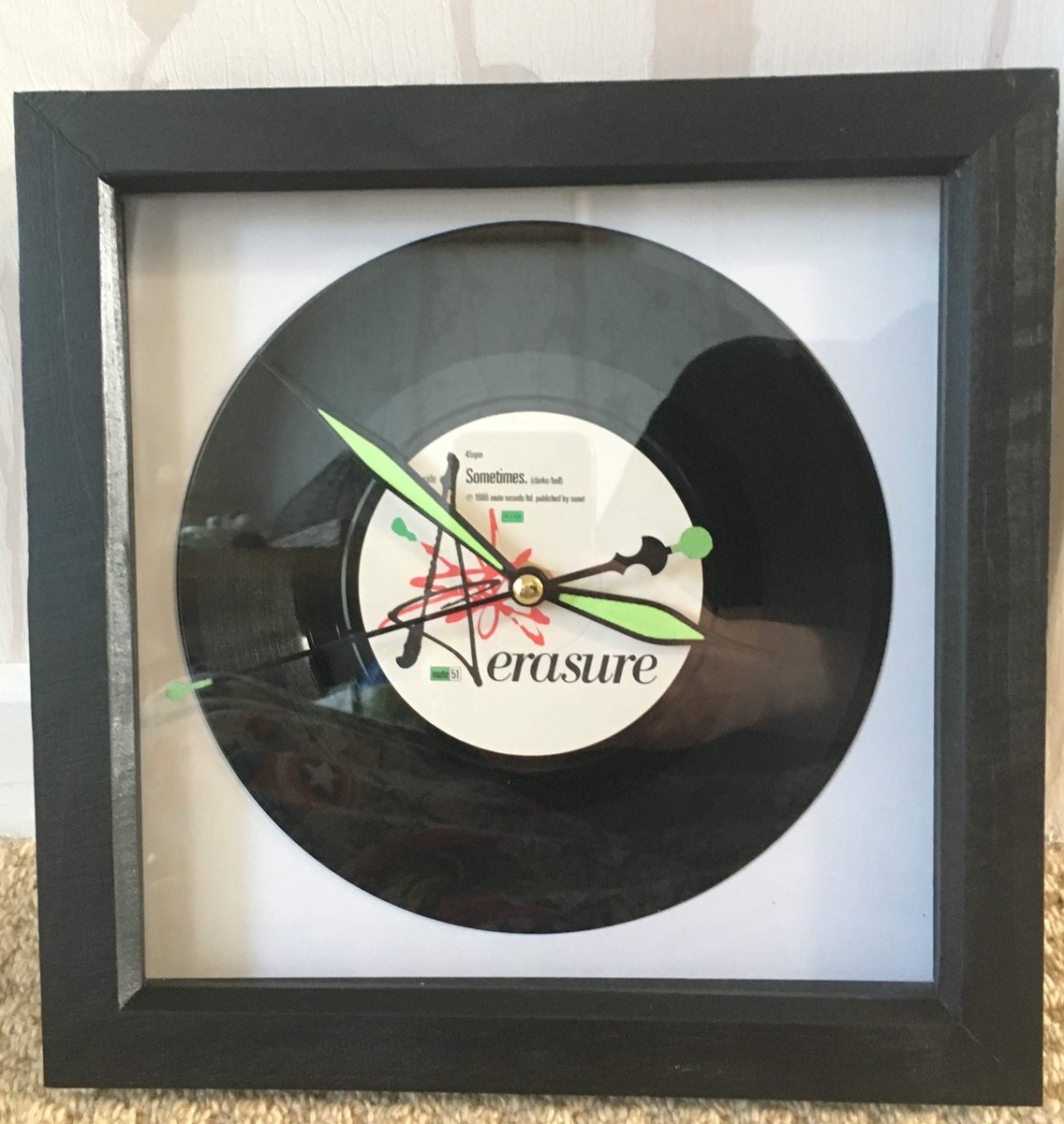 hrbphil's tweet photo. Included in this playlist is the song that could win you a prize. Tune in tonight at 9pm @hrbedford and identify the #midweekrepeat that Andy will be playing and this radio clock could be yours. Would look good on your wall? https://t.co/xXxGX4GO8X https://t.co/cS0vRySKR5