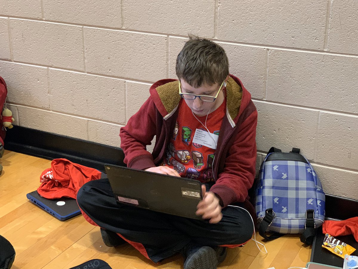 WHMS_News's tweet photo. @westhallmiddle students getting ready to present at the Hall County Tech Fair #hallcotechco20 https://t.co/gXhSwxYk80