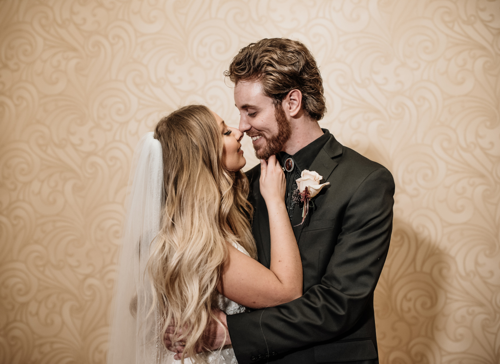 Holly &amp; Wyatt 01.05.19 thehaightblog.com/2020/01/29/hol…