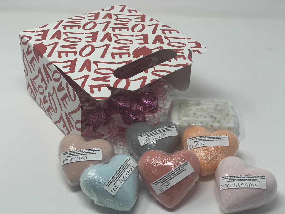 JumpyJellybean_'s tweet photo. I have #ValentinesDayGifts ready for that special someone in your life. Check out these adorable packages filled with #bathbombs, #soaps and #chocolates. Only a few of everything remaining.
Link to our website in our bio.
#indiebrand #indiebrands #smallbusiness #shopping https://t.co/sn8Gpvb7Bj