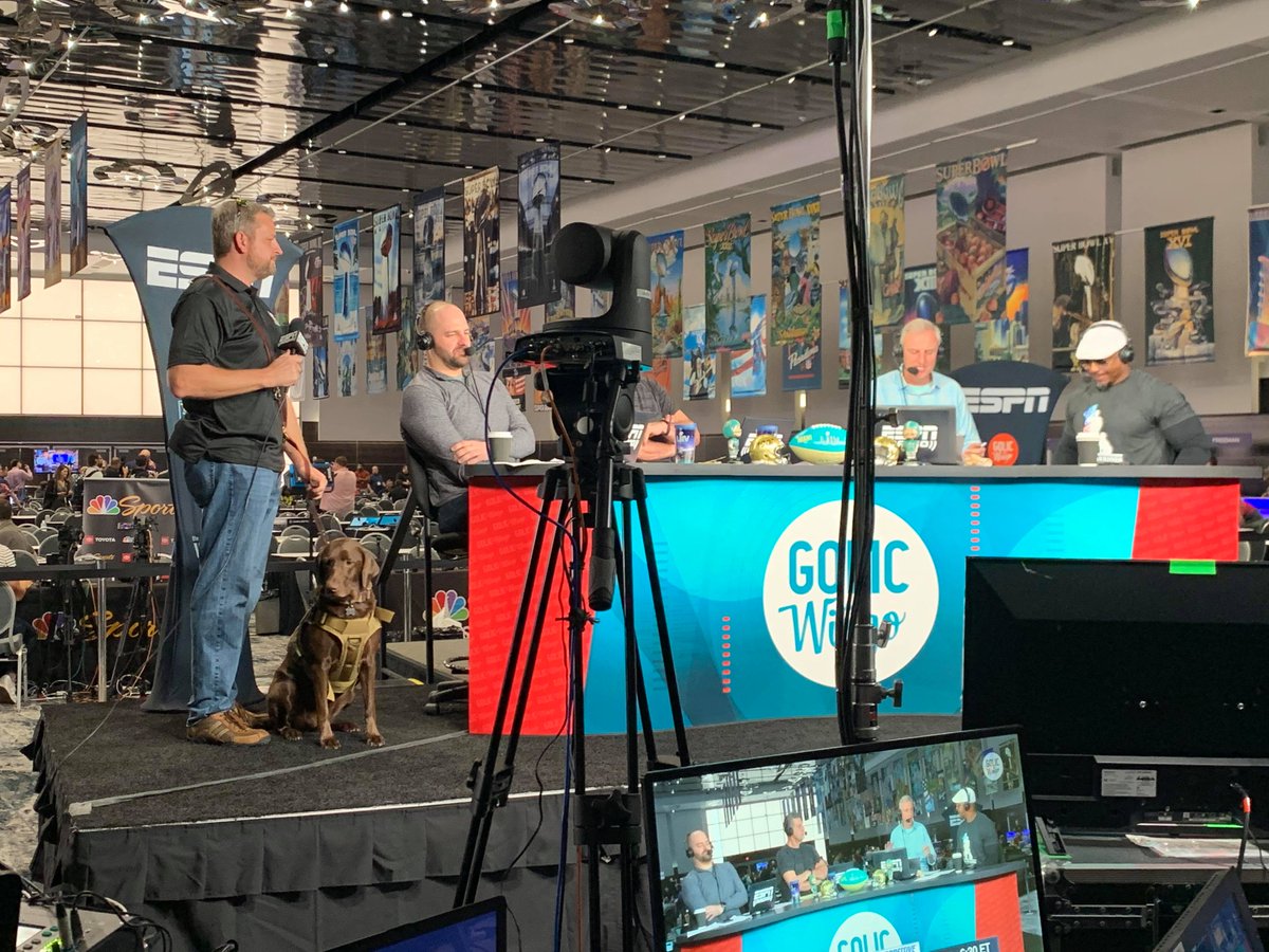 k9sforwarriors's tweet image. For 16 years, Brian Dawkins wore #20 in the NFL. In 2020 he is helping us shine a light on #VeteranSuicide. A staggering 20 veterans a day take their own lives, and throughout 2020 we are asking you to recognize that these 20 veterans have a name. #20IsAName #DawkTalk #PFHOF2018