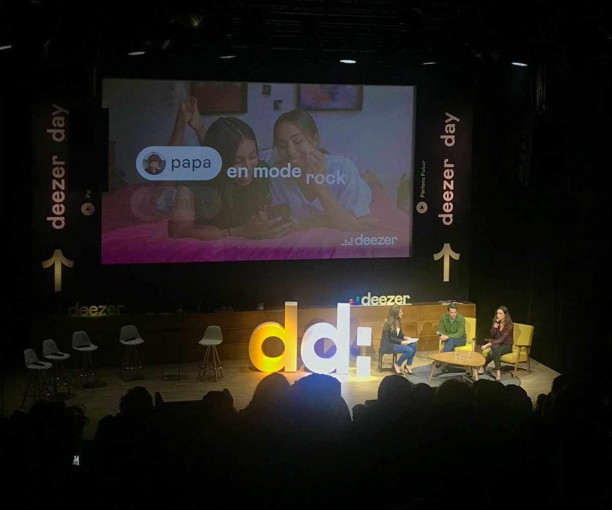 Dcontract_Paris's tweet photo. “Le socle de notre communication, c’est l’humain. 😇 Ça passe par la façon dont on va s’adresser aux gens, la mise en avant de nos éditos vs. les algos.” @elsa_bat Reponsable de la Communication @DeezerFR  #DeezerDay https://t.co/cNNlm5oyfU