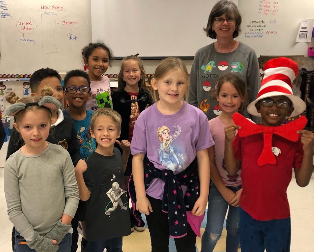 volusiaschools's tweet photo. Literacy Week is in full swing at our schools. Students and staff at @sdedragons dressed up as their favorite literary characters today.
#vcsclw2020 https://t.co/drBhQfmFtu