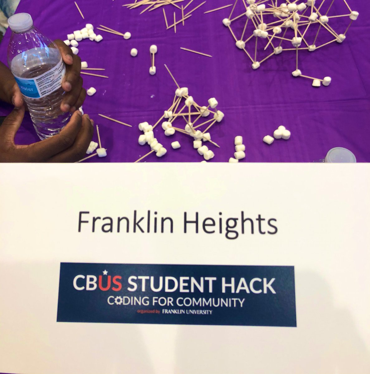 mrwassmuth's tweet photo. Representing at #CBusStudentHack https://t.co/v4wbHIwaRd