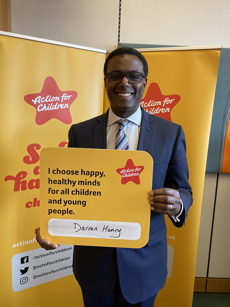 DarrenG_Henry's tweet photo. It was inspiring to meet and discuss with @actforchildren about their efforts to make sure young people get the support they need need in conjunction with the @RoyalMail funded #bluesprogramme. I am proud to support this movement, it is vital. #ChildrensMentalHealthWeek https://t.co/V25ZMQbMAx