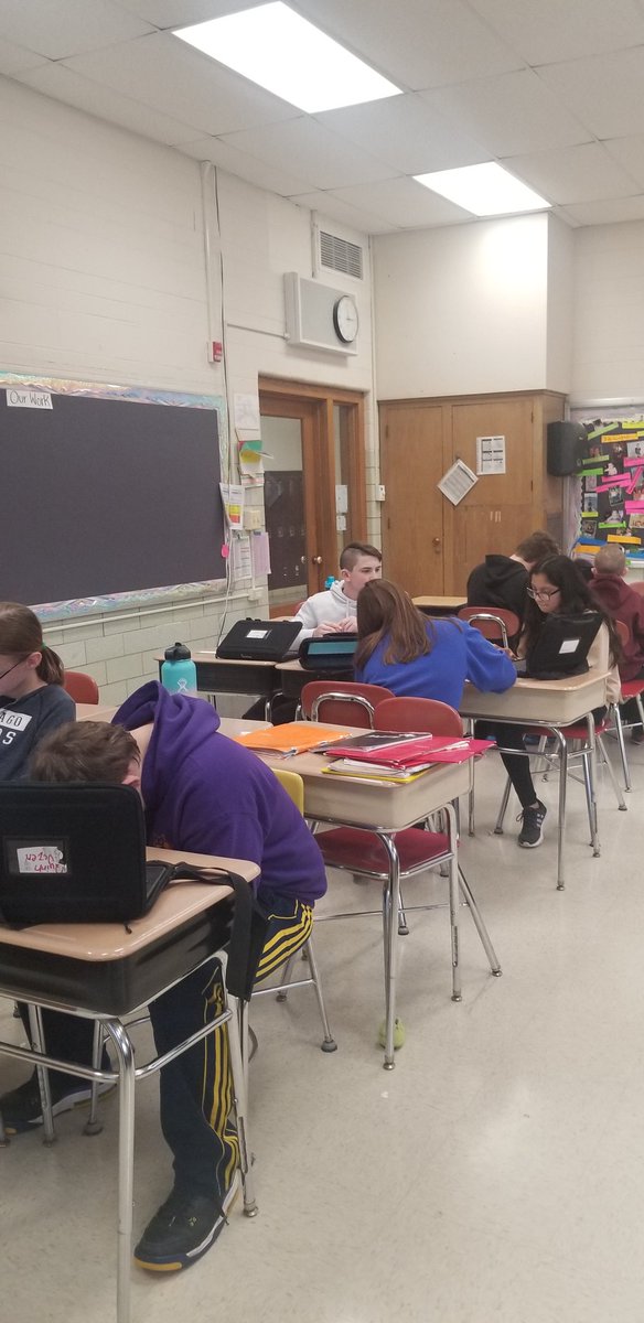 Ending off our influential figures of the Civil Rights Movement research projects w. presentations! Practicing our speaking &amp; listening skills, all the while learning that anyone can make a difference, no matter how difficult the circumstances may be!  #JAJaguarsROAR <a href="/D45Jackson/">Jackson Middle School</a>