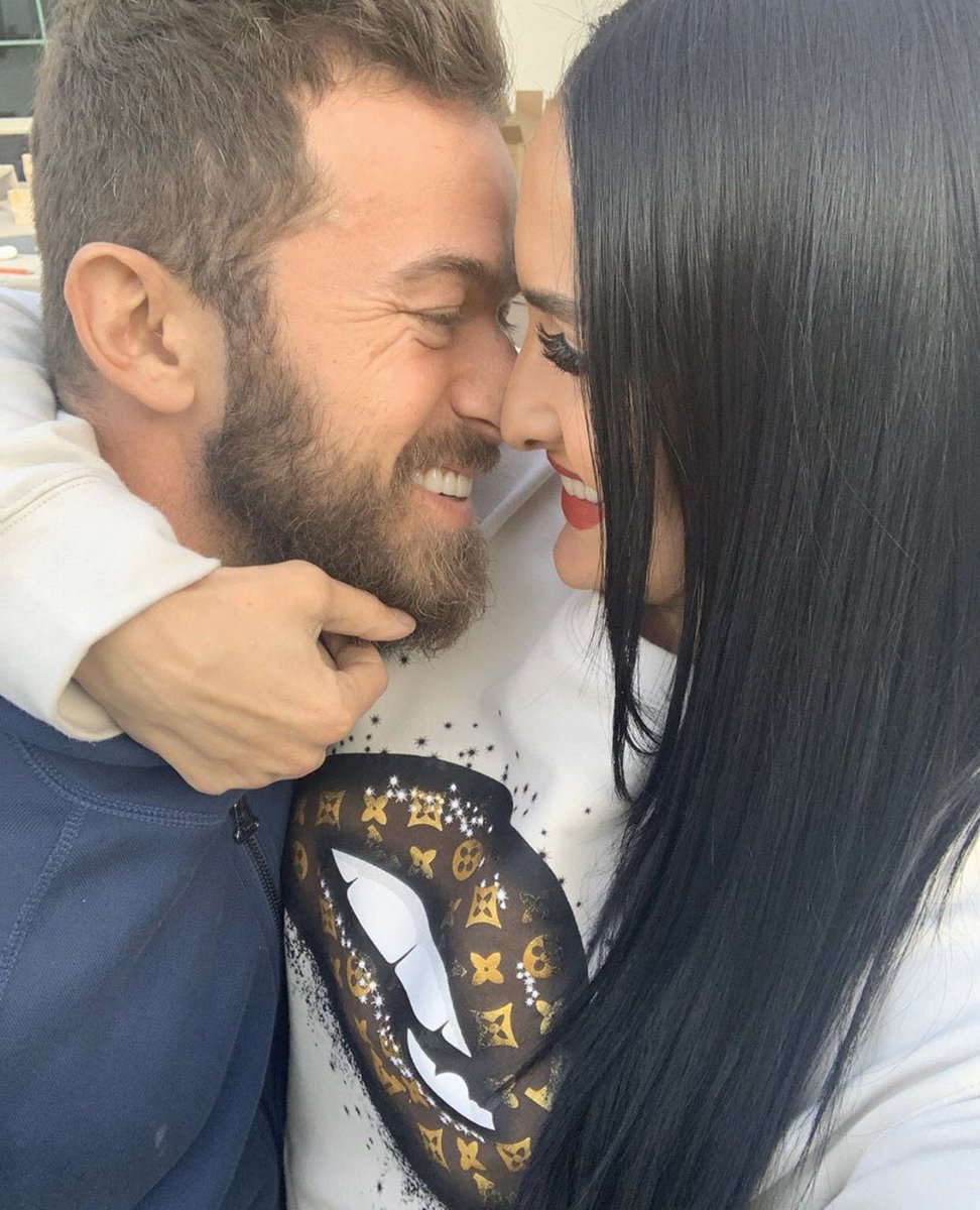 berstcns's tweet photo. praying for a healthy pregnancy and sending an endless amount of love to nikki &amp; artem, these two deserve all the happiness in the world 🥺🤍 https://t.co/Hdc86laSxr