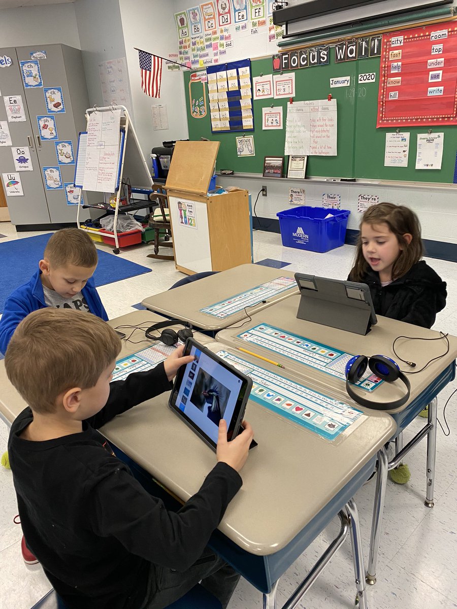 MrsBergerson's tweet photo. Our first time using Nearpod.  We loved learning about penguins! #Blasdellbees https://t.co/Ke95dweoFA