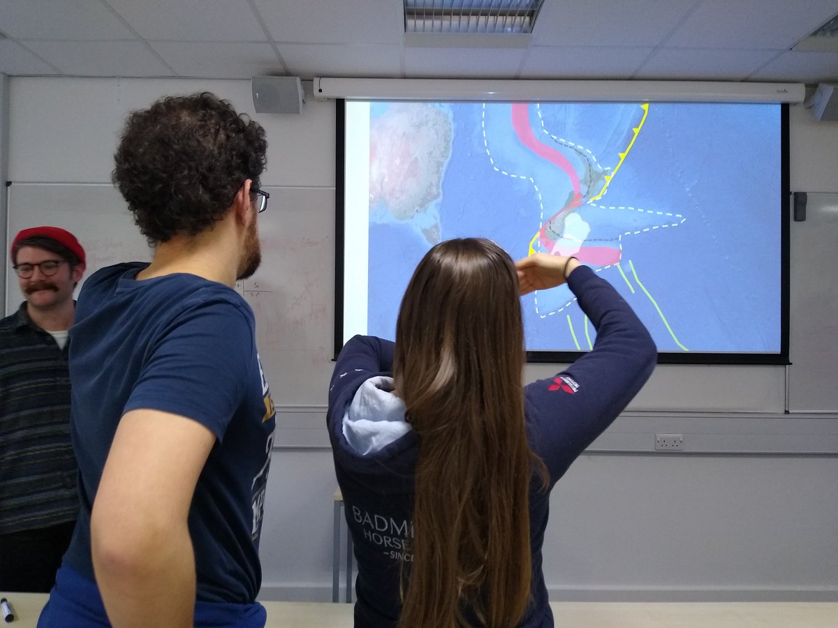 Thanks to all who attended our first #Faultea ☕ (apologies for the lack of actual tea - we had coffee and biscuits!). Presentations by <a href="/JackLeeCalcite/">Jack Lee</a>, @P_Farangitakis and <a href="/tomphillips14/">Tom Phillips</a> followed by really interesting discussion. Looking forward to our next session!