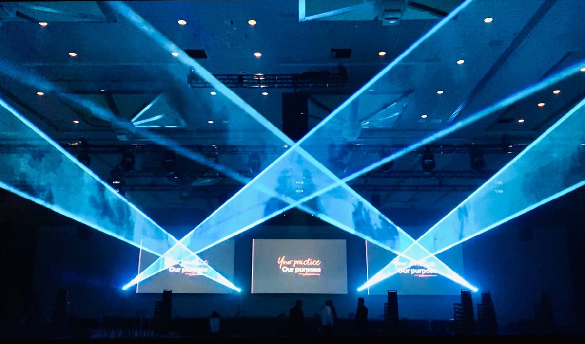 XyloBandsUSA's tweet photo. Laser show by TLC creates a great event opener! #events #eventprofs #eventplanning #corporateevents  #eventstyling #eventpros #eventplanner #eventmanagement #partyplanning #eventprof #bizbashla #stagefx #specialeffects #profesionales #specialfx #efectosespeciales https://t.co/wJbcXHJ6k4