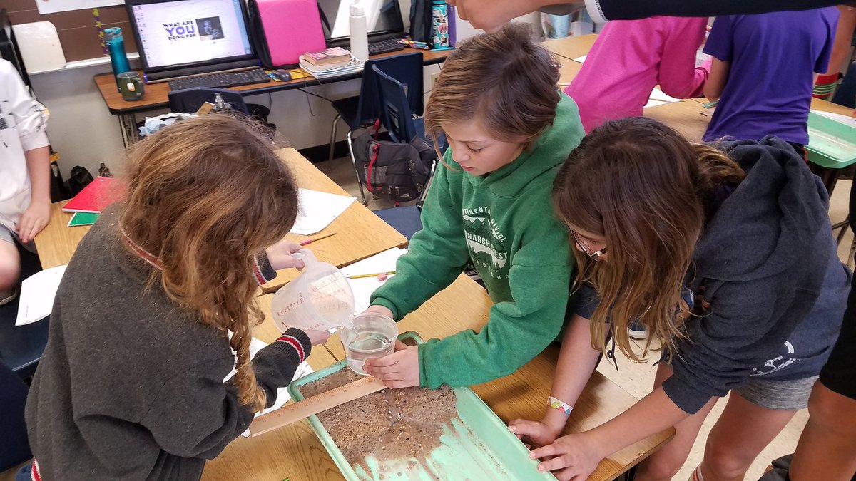Massad_Class's tweet photo. Great time exploring stream tables. Students connected what they know about energy, forces, mass, and gravity to landform formation. @AISD_Science @Patton_Pioneers https://t.co/t7WogUlybn