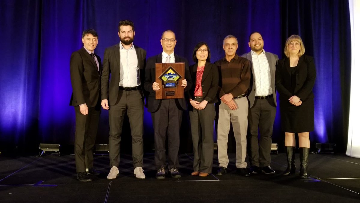 RBushatBinnie's tweet photo. Proud to see our @BuildwithBinnie Major Projects Team led by Edmund Lee win the Deputy Ministers Award for there work on the Alex Fraser Bridge. @ACECBC #tconf2020 @TranBC https://t.co/U8dRFPosfF