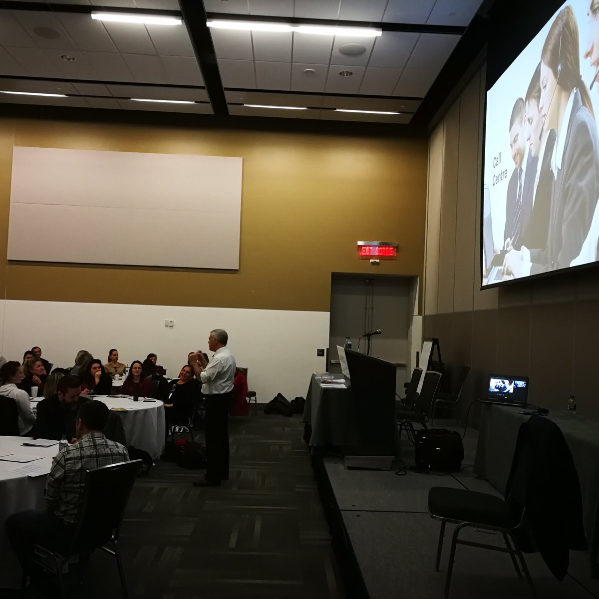 Had a few minutes to check in on Ken Keiss' session on values ... at #Cannexus20 #dynamic #personalguidancesystem #corevalues