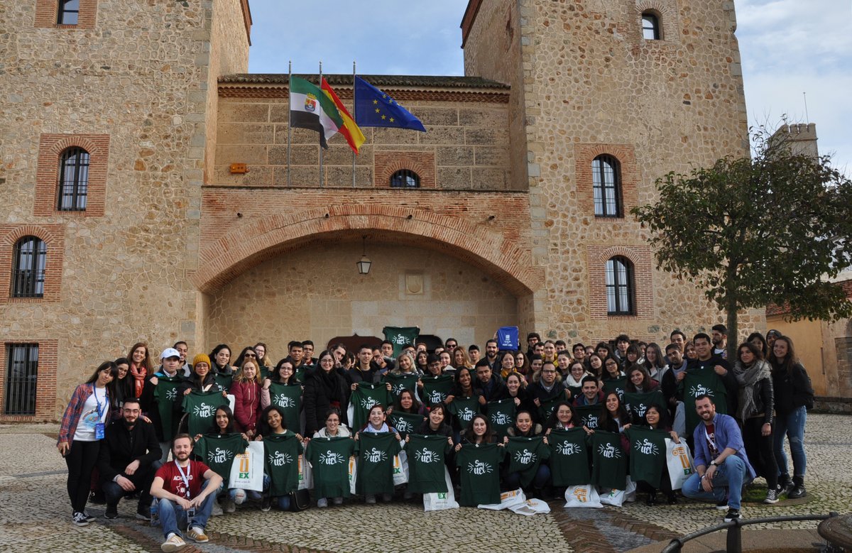 UExStudyAbroad's tweet photo. ¡Hoy hemos dado la bienvenida a 250 estudiantes internacionales que han llegado este segundo semestre a estudiar a la UEx! 😍👏 Estamos seguros de que disfrutaréis de una experiencia inolvidable 🤩 ✨
Welcome to UEx! https://t.co/dcvgzhdUyU https://t.co/Zy6XmX3U1l