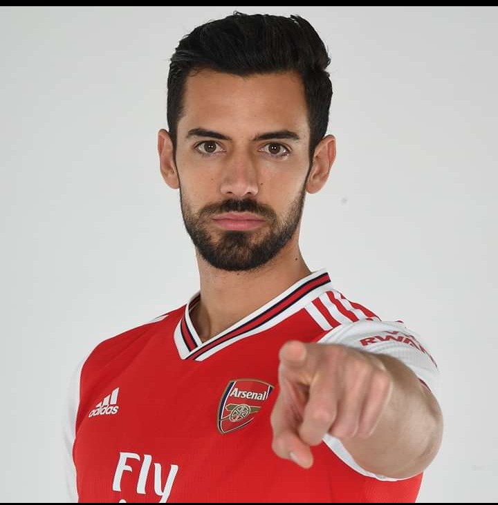 adaptation99's tweet image. i don't know this dude but he kinda look like Daniel Ceballos,  dani's good , believe his good @Arsenal good signing