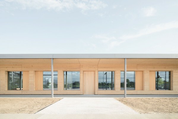 afasiaarq's tweet photo. #Allmann Sattler Wappner https://t.co/NOdcUTMQ93 | posted by afasia | daily entries on contemporary art and architecture #
high school . Markt Indersdorf Allmann Sattler Wappner Architekten . photos: © Brigida González . + baunetz Der Erweiterungsbau für die offene Ganztagesbe… https://t.co/9deeWJQx9N