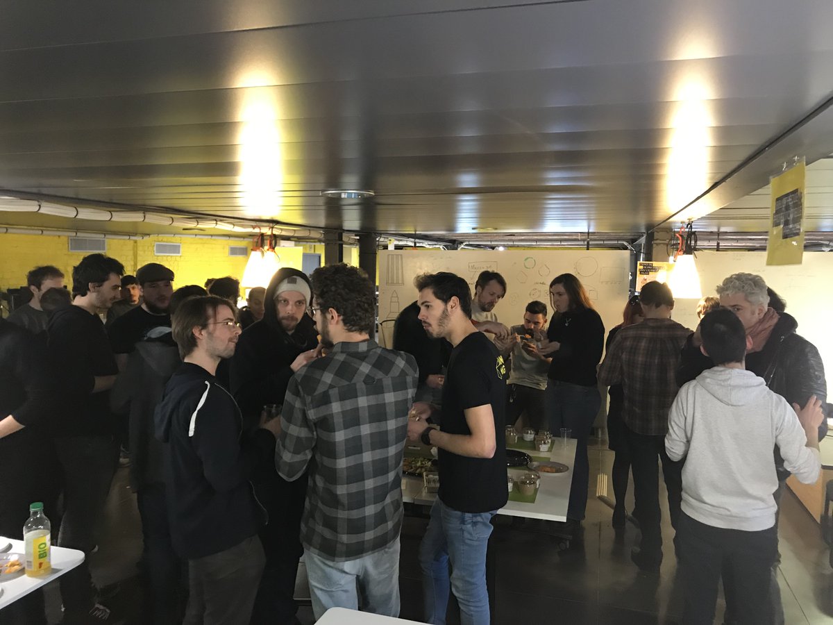 RETOUR EN IMAGES 📸 RENTRÉE DES INCUBÉS ! 

Hier nous avons accueilli 8 nouveaux projets au sein de l'#incubateur Plaine Images🙌
4 projets jeu vidéo et 4 autres dans les domaines de l'#audio, #marketing #musical, plateforme de #conseil et de la méditation en #réalitévirtuelle !
