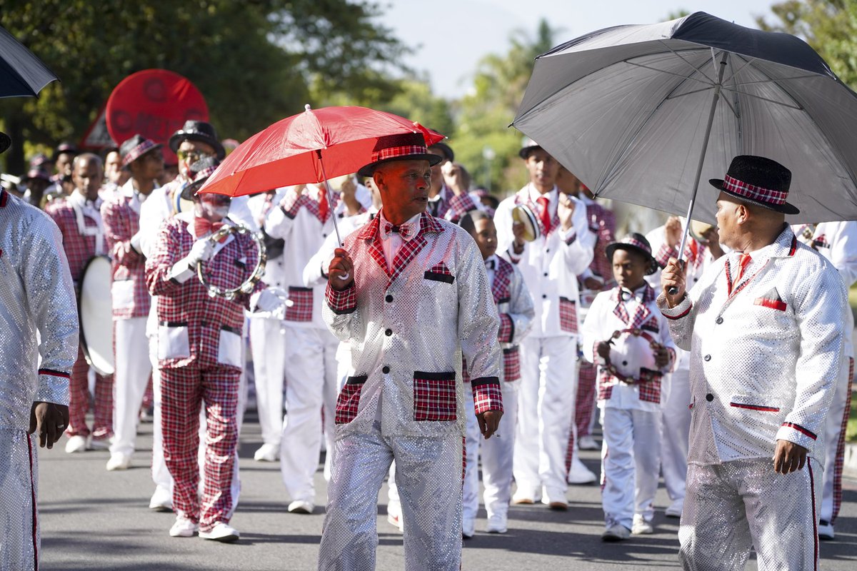 VisitStellies's tweet photo. Join us for the Harvest Parade on Saturday morning at 9am. Musicians and a festive entourage will lead the way from Andringa road to the town hall where we will do the annual blessing of this year's harvest.

#visitStellenbosch #drinkStellenbosch #harvest2020 https://t.co/UYgzq5GiJK