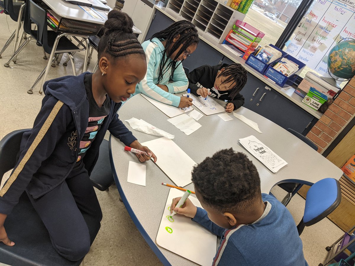 butkus20's tweet photo. Students wrote their own multiplication or division word problems and are now solving each other's problems. https://t.co/icW4zGAWZq