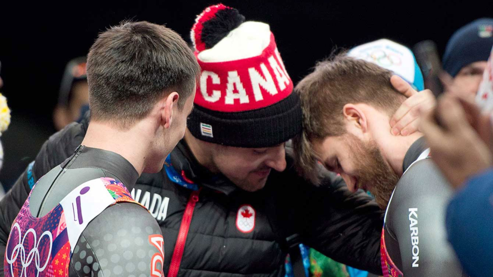 TeamCanada's tweet image. Does #BellLetsTalk have you wondering what you can do to improve your mental health? 🤔

We have some resources for you 👉bit.ly/3aPDDHb