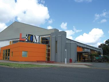 dropcar's tweet image. Are you near Long Island this weekend? Check out The Long Island Children’s Museum. This kids’ venue has 14 interactive hands-on exhibits, a live theater, fun art spaces, and many planned daily activities that can keep kids of all ages busy and happy for hours.